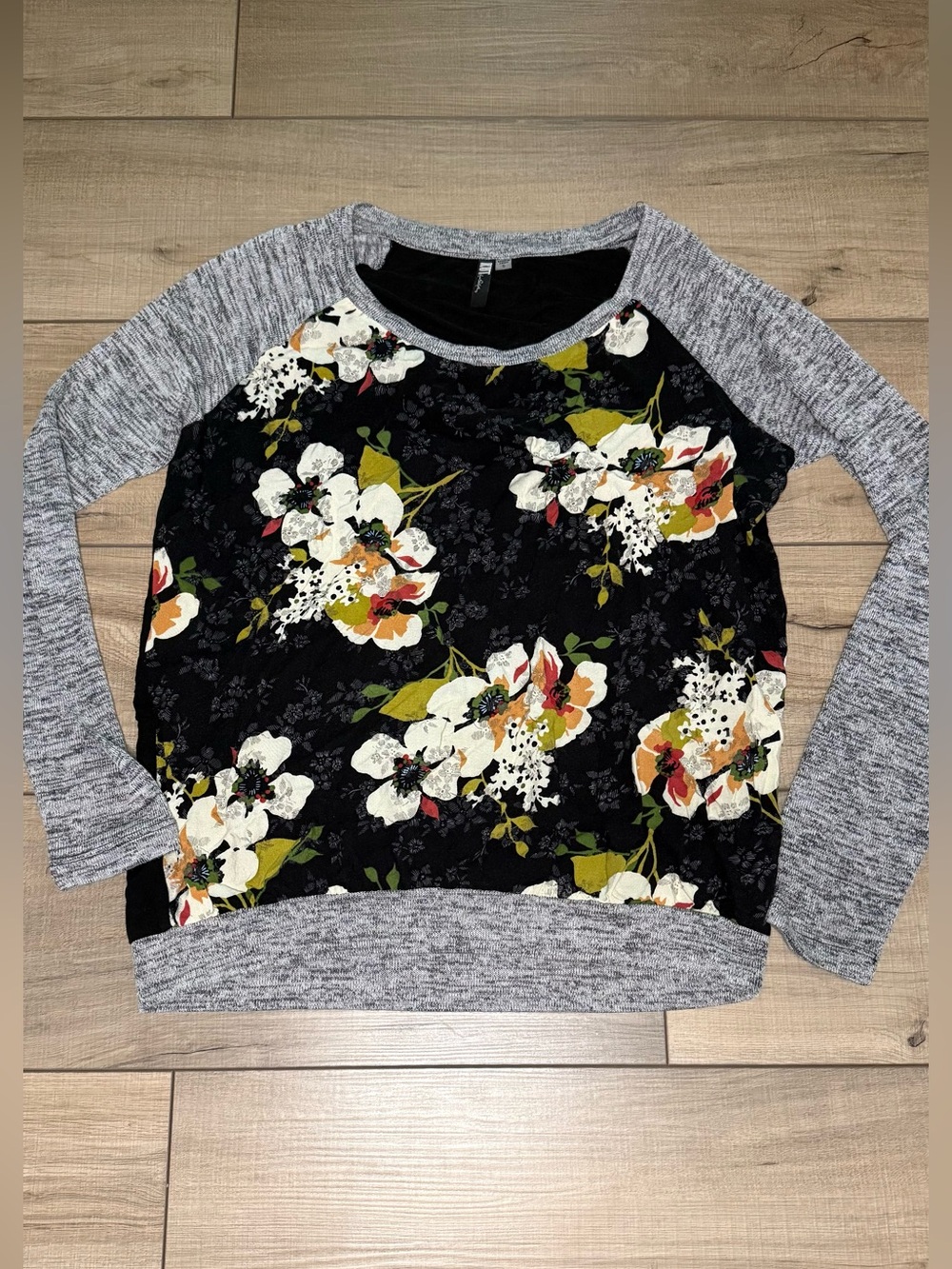 KUT From the Kloth Floral Mixed Media Sweatshirt Small Boho Raglan Top
